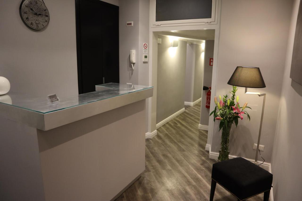 Millina Suites In Navona โรม ภายนอก รูปภาพ
